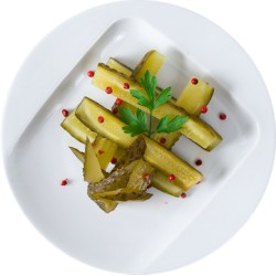 Salată de castraveți murați 